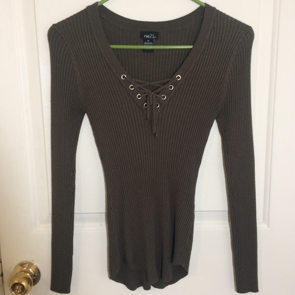 Green low-cut sweater
